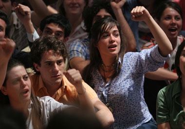 http://www.newswatch247.com/pics/default/download/03b42cc9a9706f983b2f45014096356c.jpg