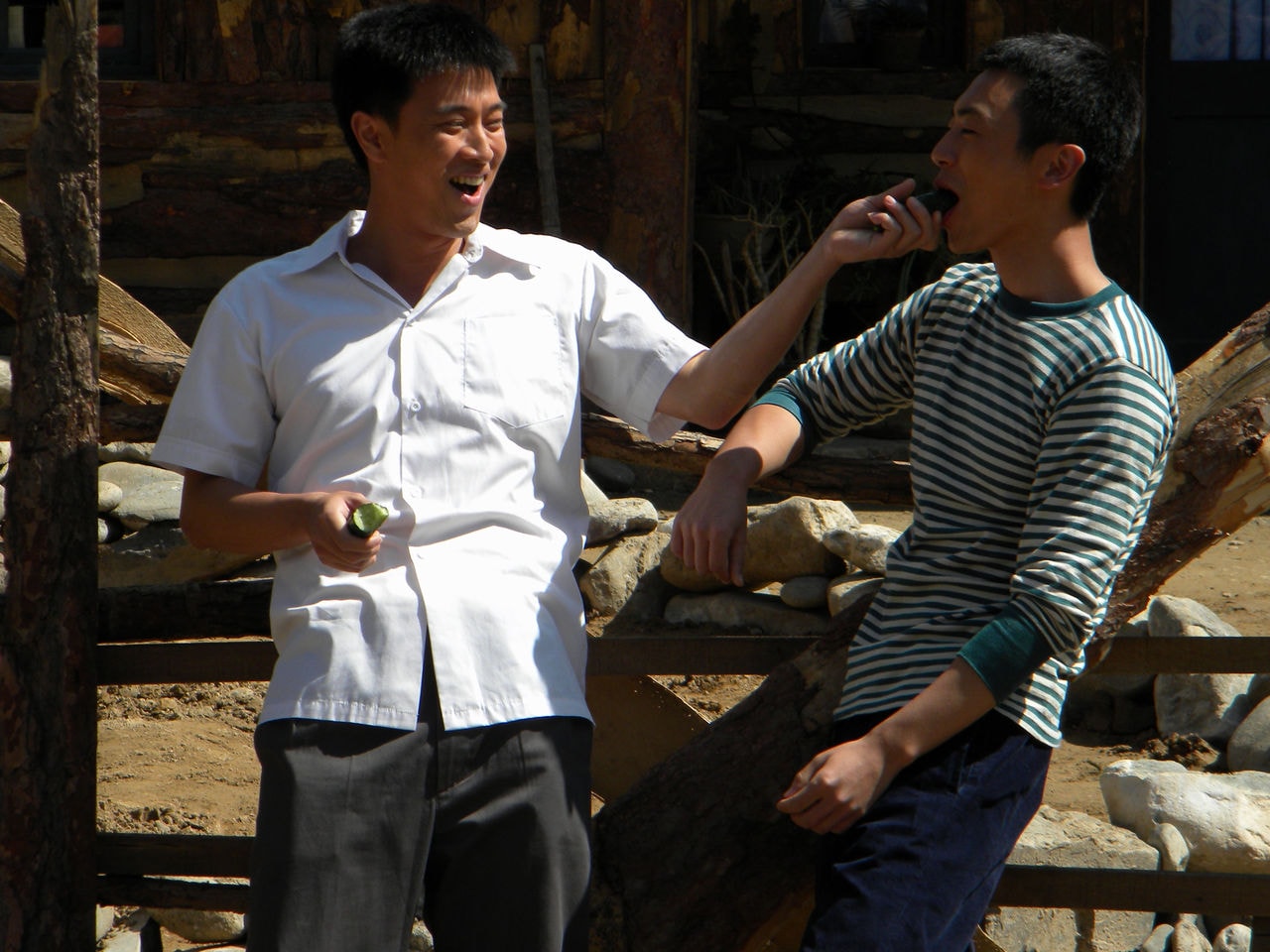 http://www.newswatch247.com/pics/default/download/04a9652436e721e8ea7f3931e2f95e0d.jpg
