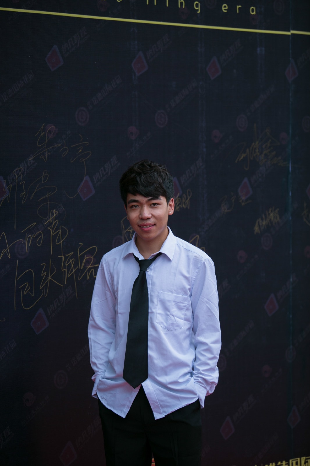 http://www.newswatch247.com/pics/default/download/08a094fe0938be51ae03062ffe5451e6.jpg