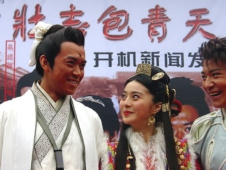 http://www.newswatch247.com/pics/default/download/08d85e22de227b93689420867f9c326f.jpg