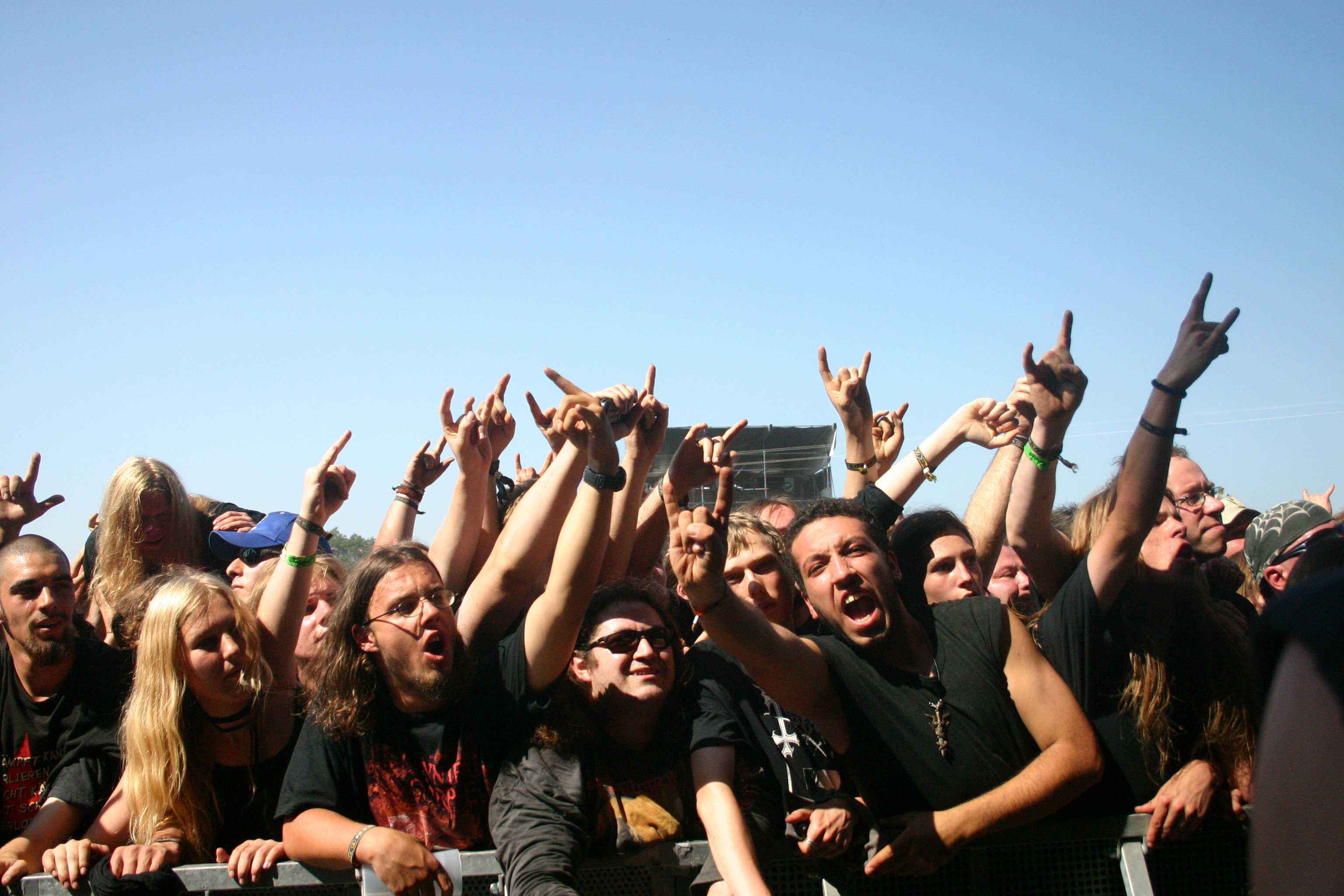 http://www.newswatch247.com/pics/default/download/0a59ba29eb3a5bbfa8f394624401b379.jpg