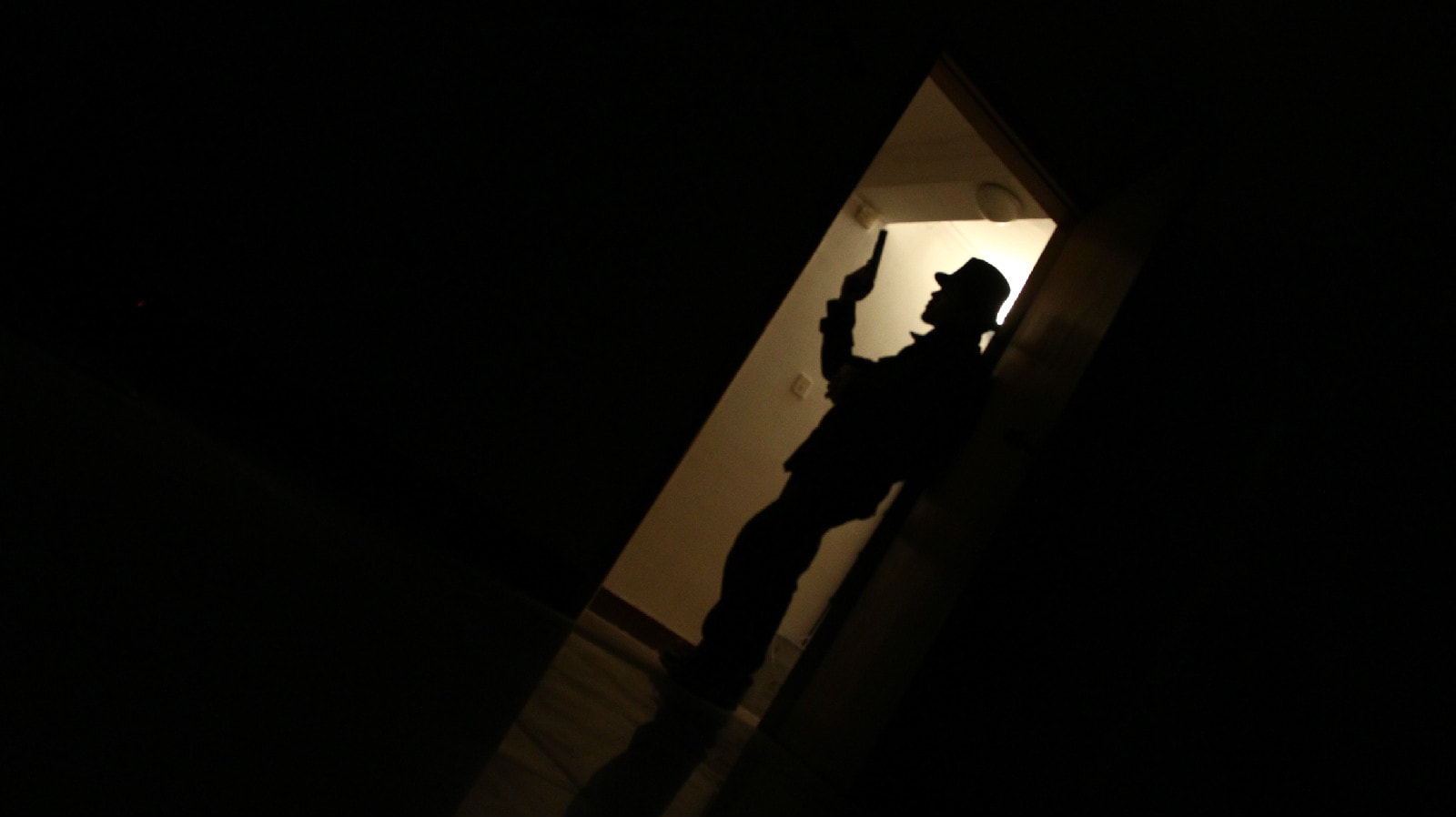 http://www.newswatch247.com/pics/default/download/0b0d8a428f4ca36d8fafee0215076b87.jpg