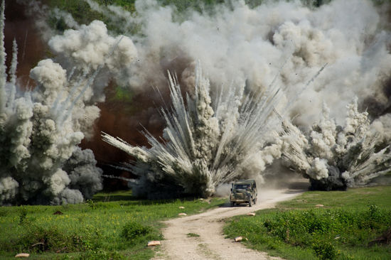 http://www.newswatch247.com/pics/default/download/0f18bc17c29e60346657d98a394b6b49.jpg