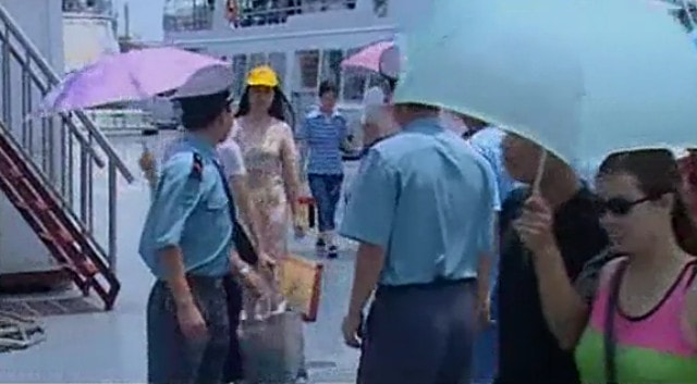 http://www.newswatch247.com/pics/default/download/0f69a9745079f70b4ff211c3c4989f8e.jpg