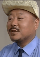 范偉
