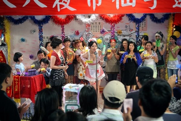 http://www.newswatch247.com/pics/default/download/165f7074b80d24d68365b29307ebfc14.jpg