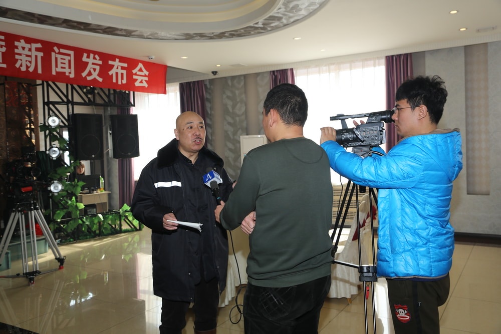 http://www.newswatch247.com/pics/default/download/1c420d860f8786ebeac87adf50c8f762.jpg