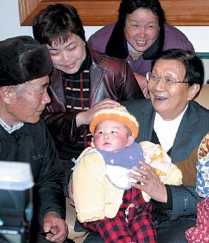 http://www.newswatch247.com/pics/default/download/1c7d899c142b99287a4ebf60d2d4d942.jpg