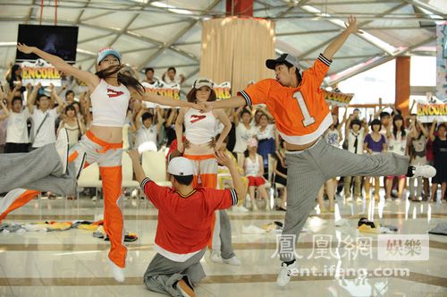 http://www.newswatch247.com/pics/default/download/1d67940cd4b61feeaffff4f1db3fb36e.jpg