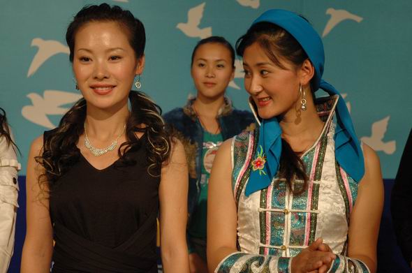 http://www.newswatch247.com/pics/default/download/1f616798dd9693762b57938ee0b82ab2.jpg