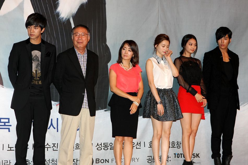 http://www.newswatch247.com/pics/default/download/1f99a82d9c98c8e941e4fc48855f2096.jpg