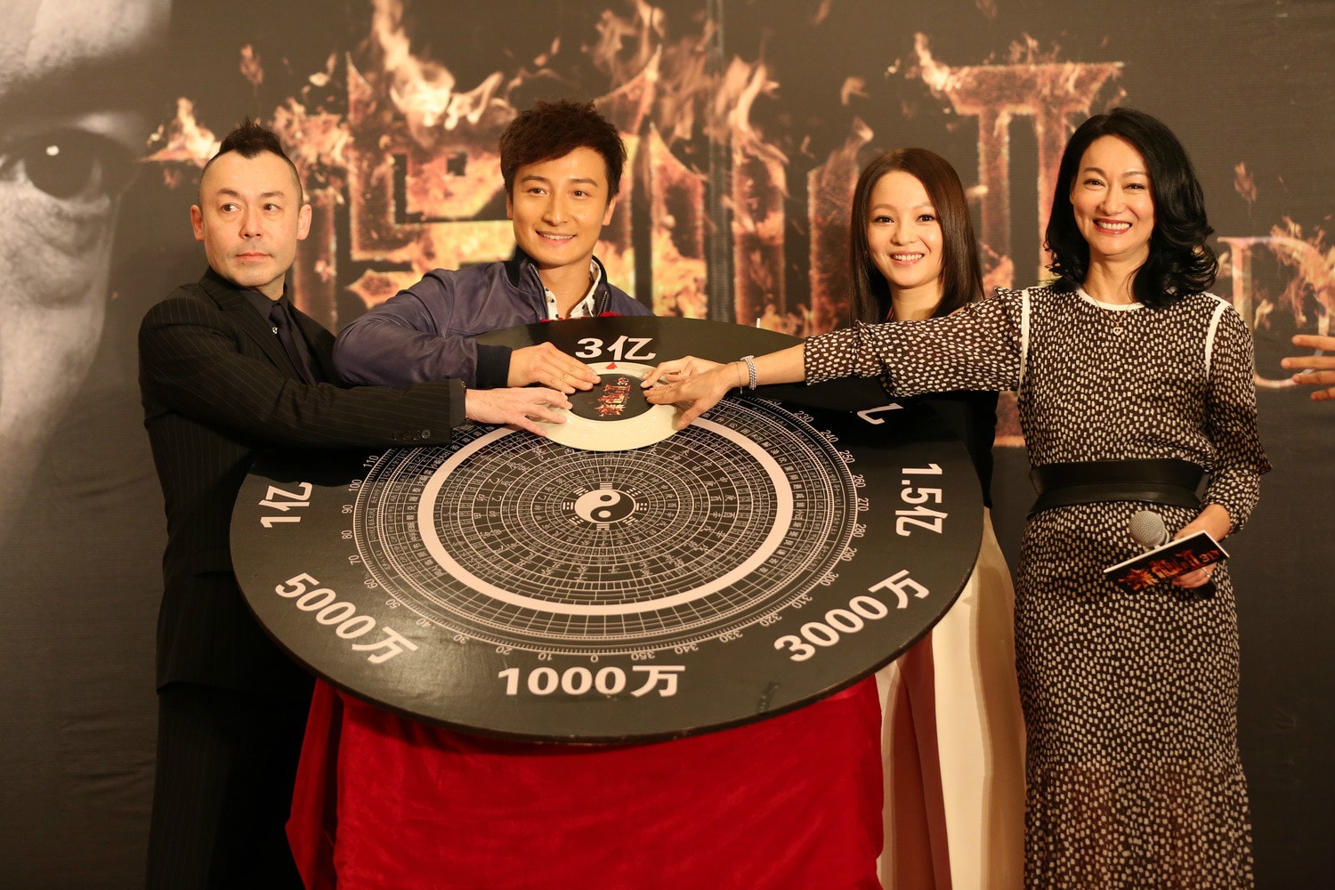 http://www.newswatch247.com/pics/default/download/202633dbee487ed6e80abaa25a49e014.jpg
