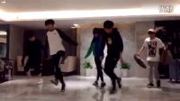 TFboys、李小璐合體，跳全網(wǎng)最火《Seve》鬼步舞！