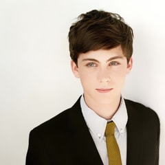 羅根·勒曼Logan Lerman