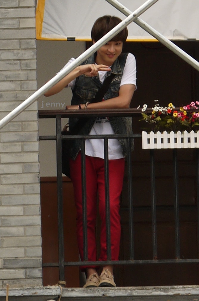 http://www.newswatch247.com/pics/default/download/26219997eabf6c02bd025eeda559299b.jpg