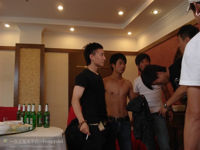 http://www.newswatch247.com/pics/default/download/2750c721c3c1ded0a29e981f1e45b364.jpg