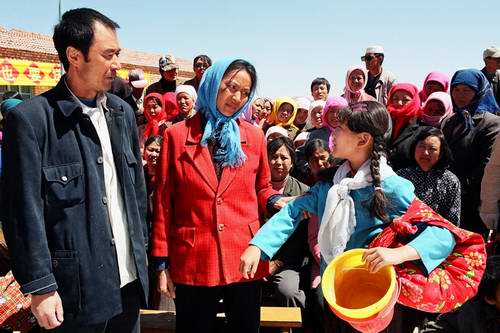 http://www.newswatch247.com/pics/default/download/27e91bf04c05d0d5c2473a4bb922aef9.jpg