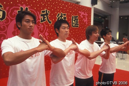 http://www.newswatch247.com/pics/default/download/28121f622284194f5d0832bcad54737c.jpg