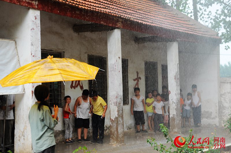 http://www.newswatch247.com/pics/default/download/2c23848d528801a386277dee0bb465b3.jpg