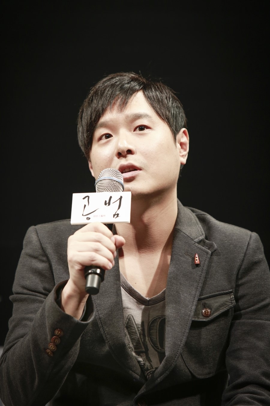 http://www.newswatch247.com/pics/default/download/2d5ecf71453551d90a365c17c98b0c11.jpg