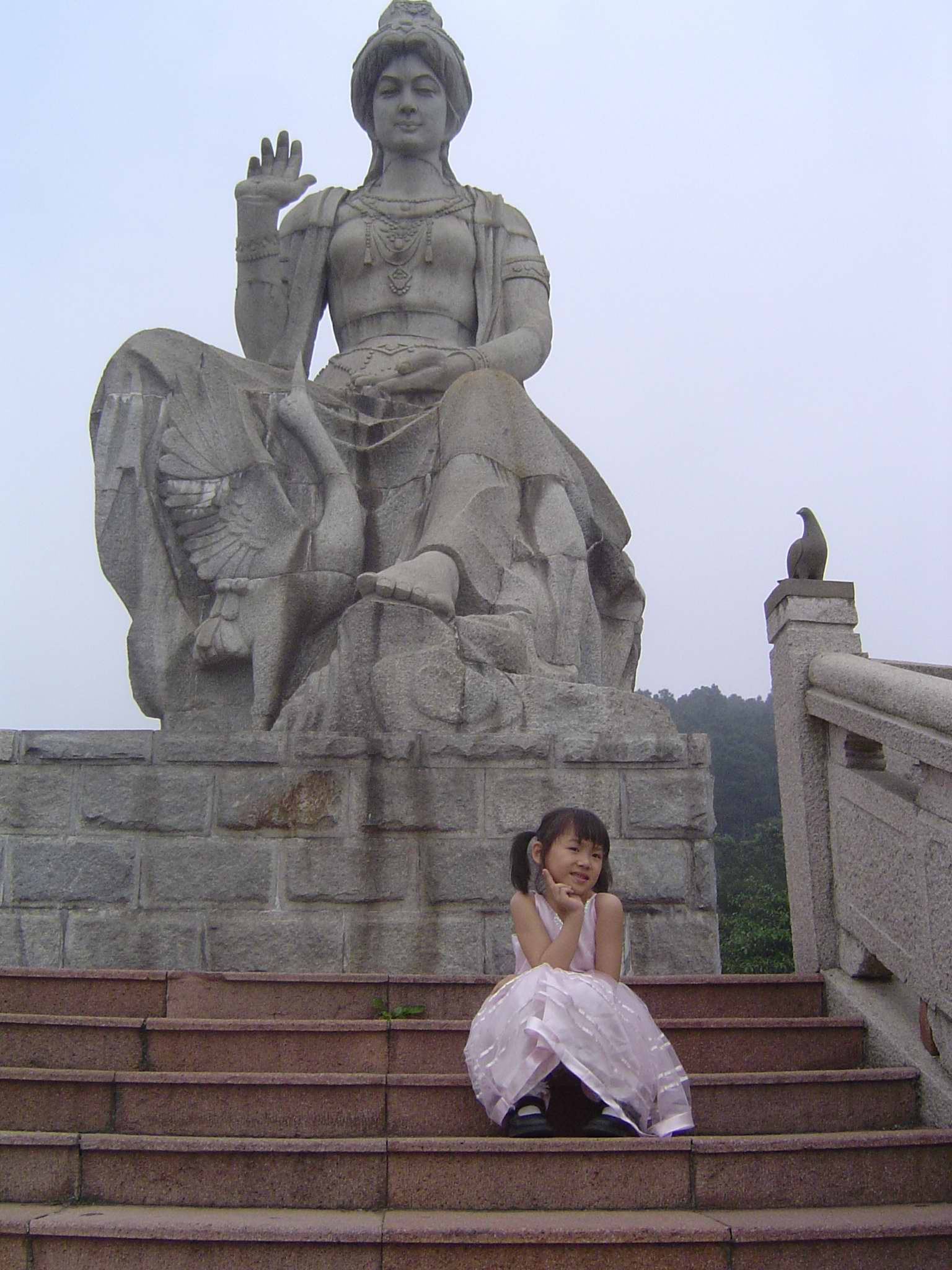http://www.newswatch247.com/pics/default/download/2fc94729733fa28b396cbdb722d0e78d.jpg