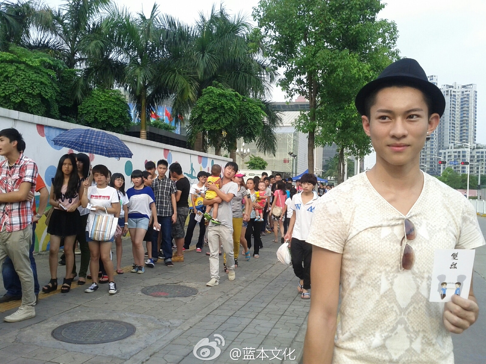 http://www.newswatch247.com/pics/default/download/34a27cd152476a2de5d5afd2e1ab40d0.jpg