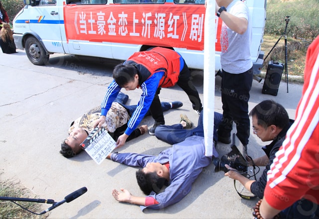 http://www.newswatch247.com/pics/default/download/3ad808e292fcb82358918c1cd76d621a.jpg