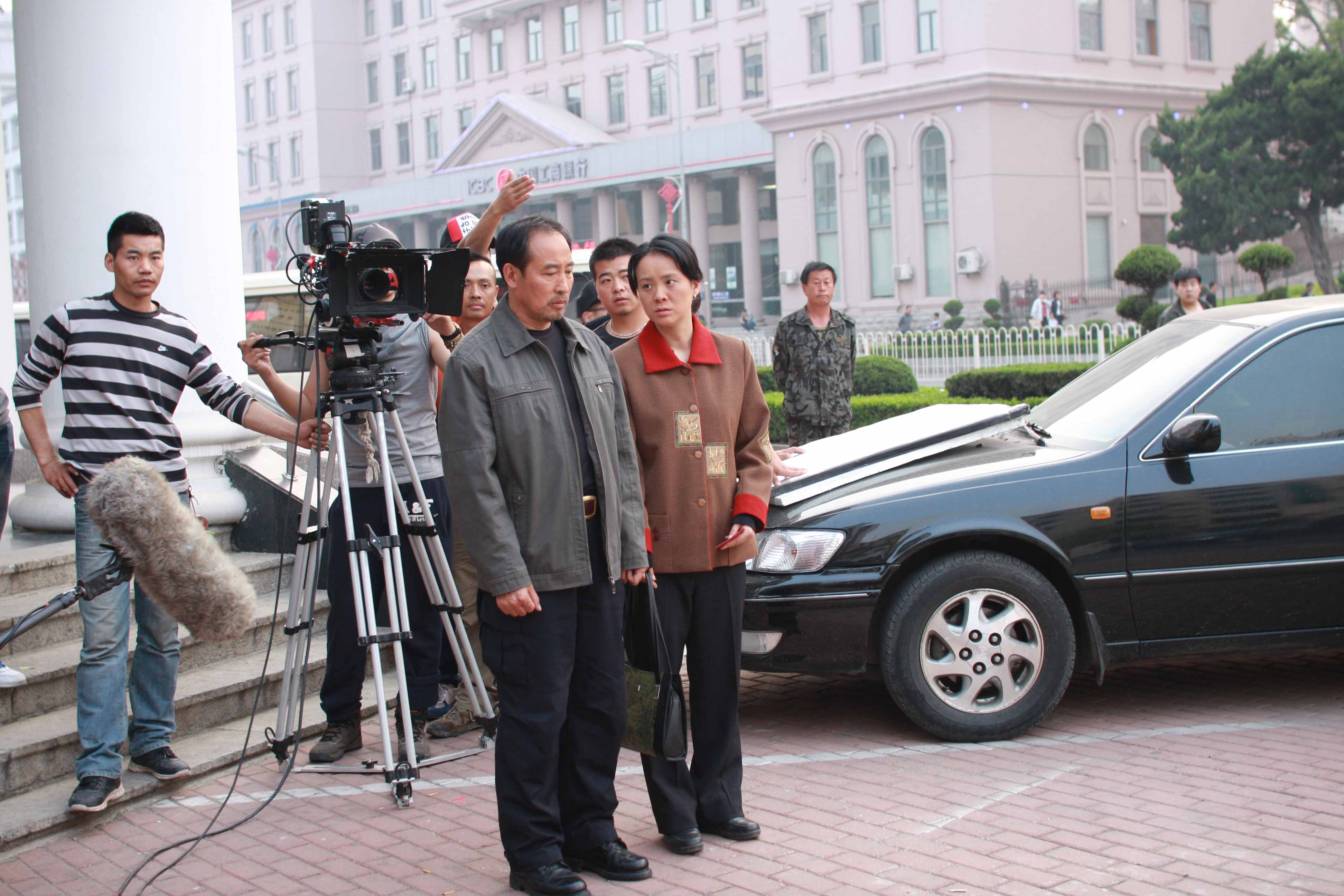 http://www.newswatch247.com/pics/default/download/3b18/39c33ed067d7f1b427d2fe641d49.jpg