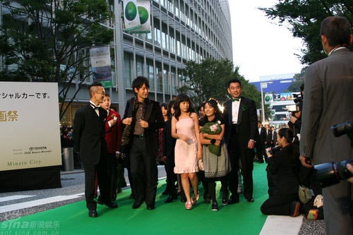 http://www.newswatch247.com/pics/default/download/3b8b3a3f4611e92398b3cb499901c108.jpg
