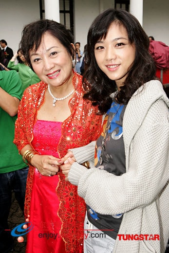 http://www.newswatch247.com/pics/default/download/3b93f8eb86e2f359472ccab4d9fe4284.jpg