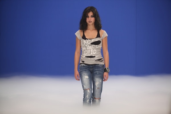http://www.newswatch247.com/pics/default/download/3c6fc18556547e0e6e16065fbdcded81.jpg