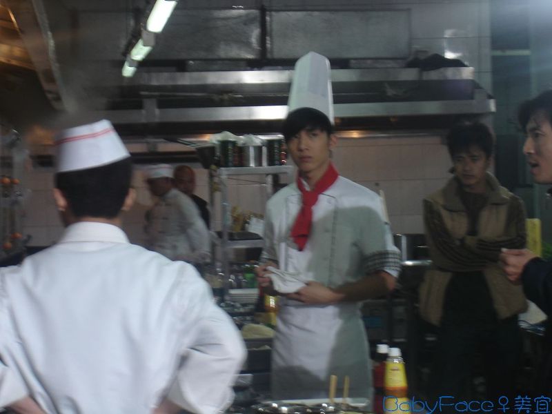http://www.newswatch247.com/pics/default/download/3df112f14636f74e9dc9f6d65065aa10.jpg