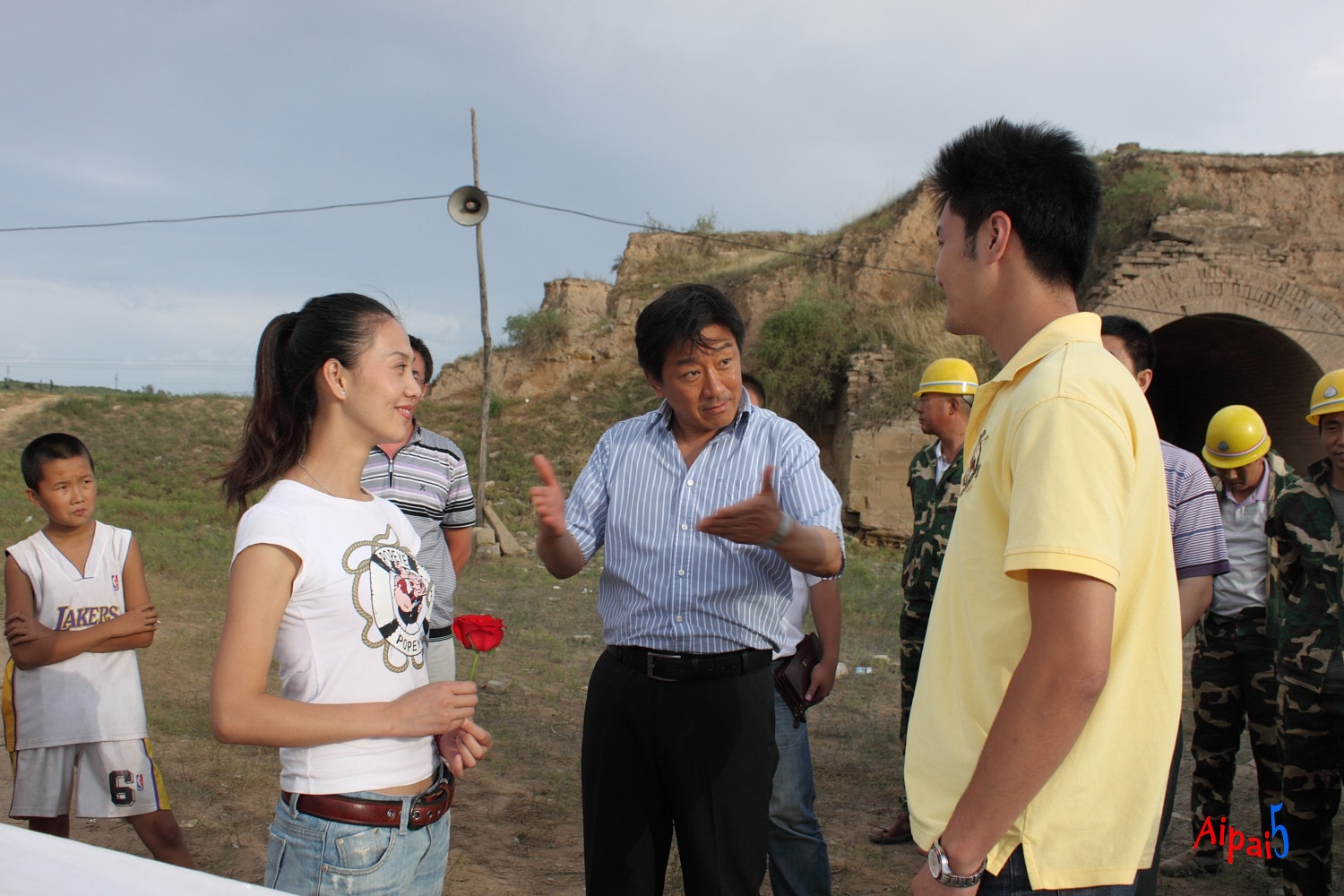 http://www.newswatch247.com/pics/default/download/3ef031cd568263e7cd29d9907b36e92c.jpg
