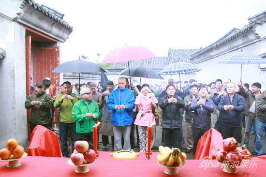 http://www.newswatch247.com/pics/default/download/3f65ed2e9344233ce8c5b59e66224507.jpg