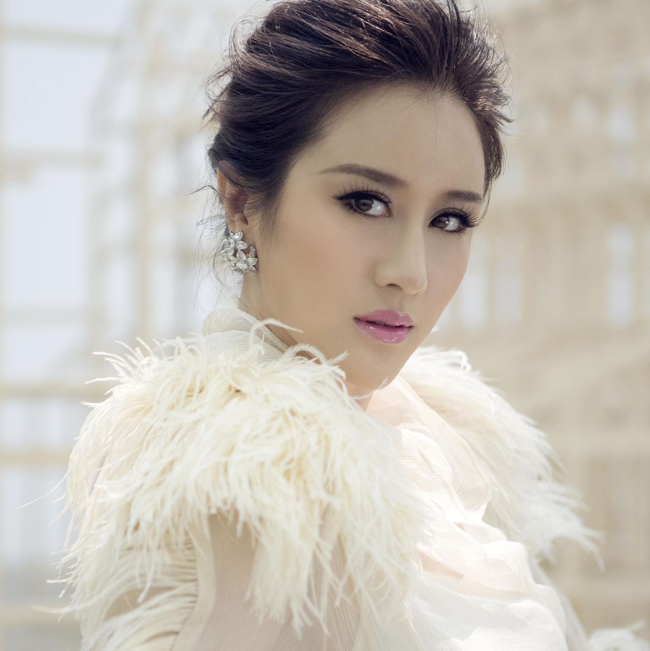 http://www.newswatch247.com/pics/default/download/46ac2def9a3d5b579402301391be8a8b.jpg