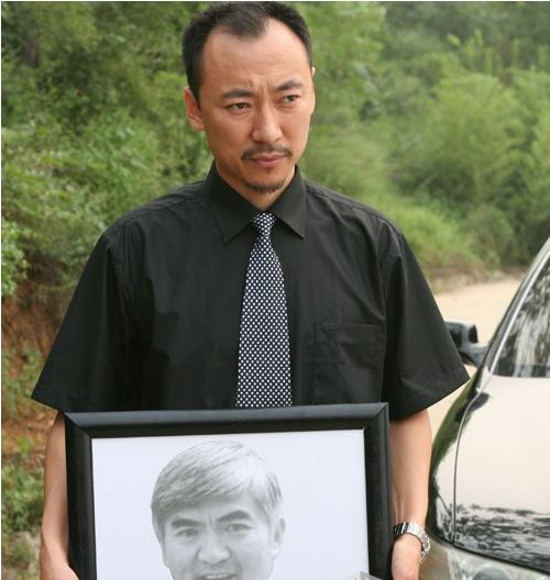http://www.newswatch247.com/pics/default/download/49e10f1d4a8aa86d3eb341ea9f45e825.jpg