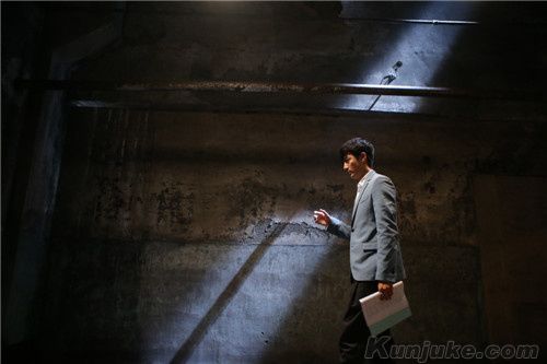 http://www.newswatch247.com/pics/default/download/4ae6d722a1aa4b1f8bae0763e8d611ec.jpg