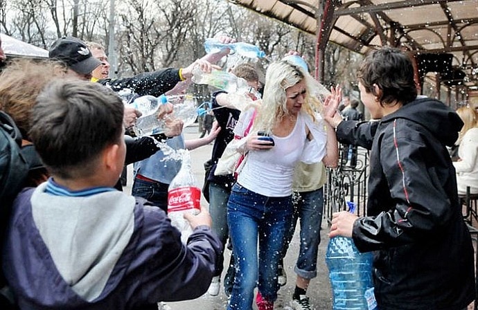 http://www.newswatch247.com/pics/default/download/4bcbb25aed65a327de2dd39c9d48f284.jpg