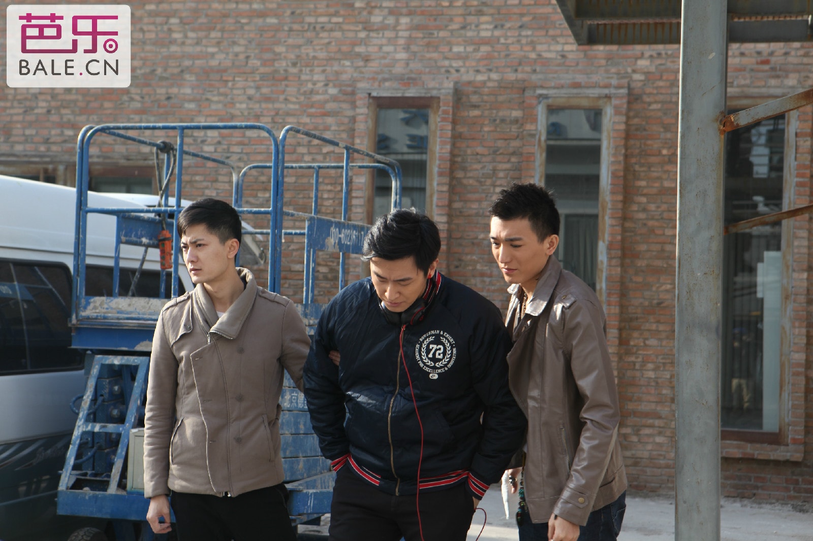 http://www.newswatch247.com/pics/default/download/4bf949ad5bcb762579b2ef2fe8168ceb.jpg