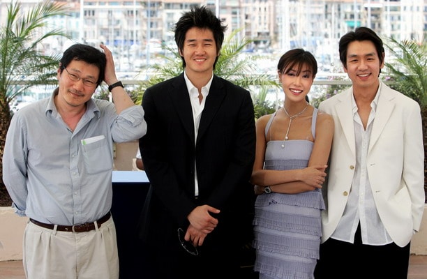 http://www.newswatch247.com/pics/default/download/4c4db426829cc2c4e251a991f5e0d94d.jpg