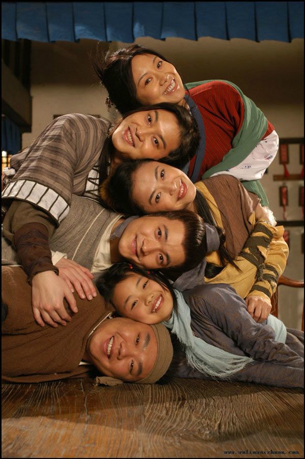 http://www.newswatch247.com/pics/default/download/4c9dd6a5dec11fe96335848b11b11f07.jpg