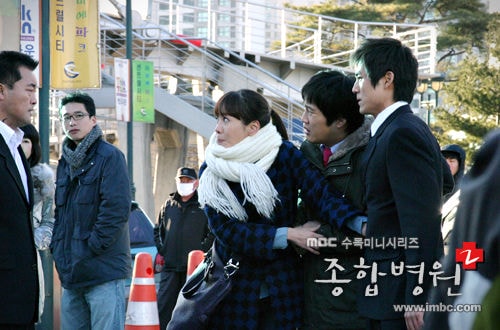 http://www.newswatch247.com/pics/default/download/4cce89e1c4ce3d54dce3a75957851700.jpg