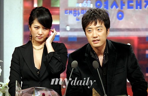 http://www.newswatch247.com/pics/default/download/4cdf6c0403d69b530bf2d8ba2688052d.jpg
