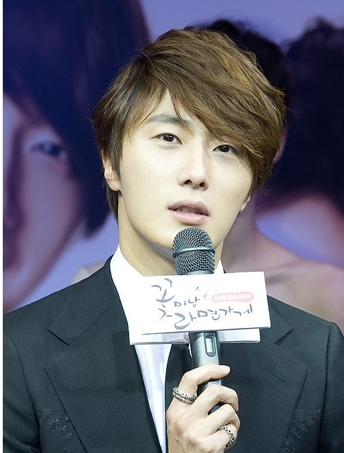 http://www.newswatch247.com/pics/default/download/4e4cbab96fc9777c103c8cb900f1f8de.jpg