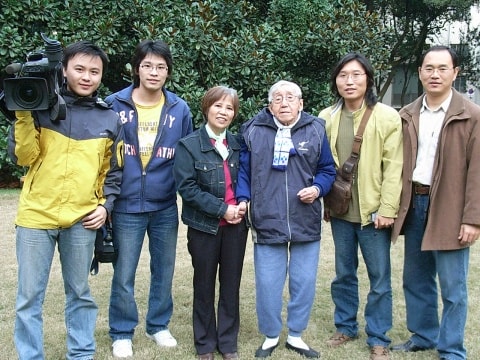 http://www.newswatch247.com/pics/default/download/5115707c3303ffdab0dd30f01ff36349.jpg