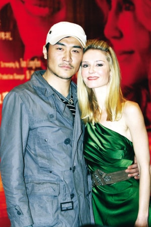 http://www.newswatch247.com/pics/default/download/51a33c2d90c4bf1168162499a7aaad27.jpg
