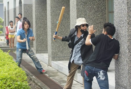 http://www.newswatch247.com/pics/default/download/521686eed707ffb8823b3c8f4363b5cd.jpg