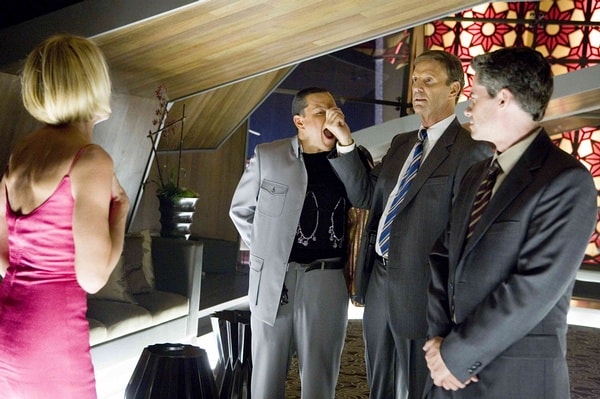 http://www.newswatch247.com/pics/default/download/56de7dd9bc1c691a3e570c0c18d911cc.jpg