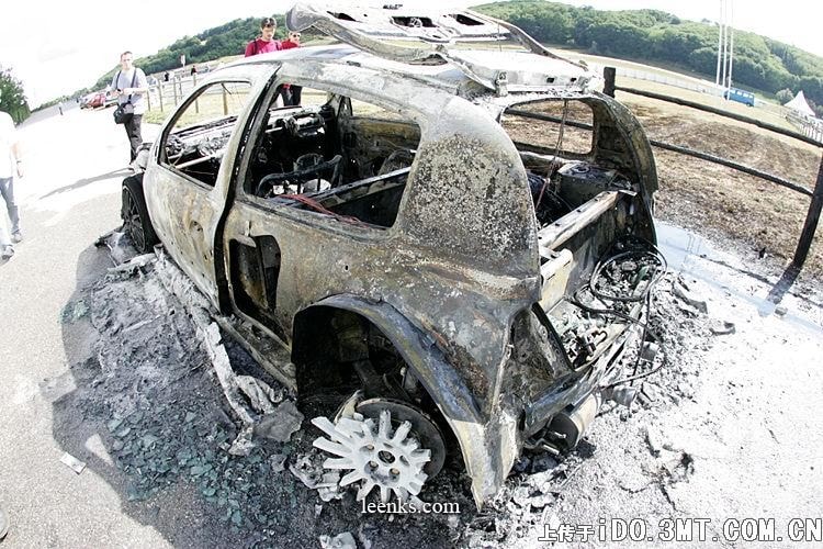 http://www.newswatch247.com/pics/default/download/595de3fbd8424045645ef756942e9dfd.jpg