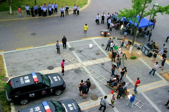 http://www.newswatch247.com/pics/default/download/5afeb86f3752ea9b292012d91c04d054.jpg